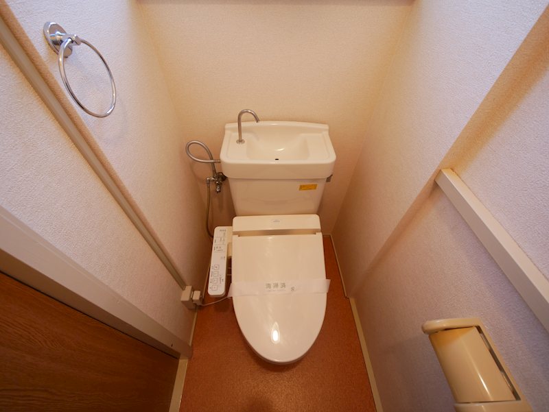 トイレ　ウォシュレット