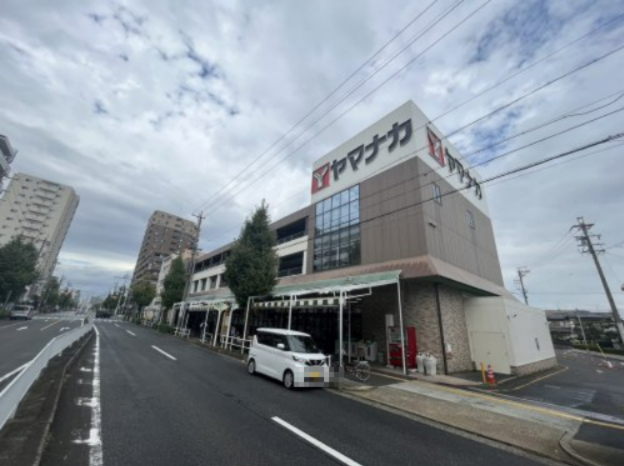 スーパー　ヤマナカ・安田店（スーパー）まで315m