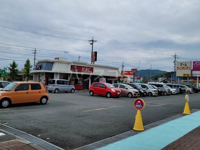 飲食店　ケンタッキーフライドチキン 蒲郡店（飲食店）まで3314m