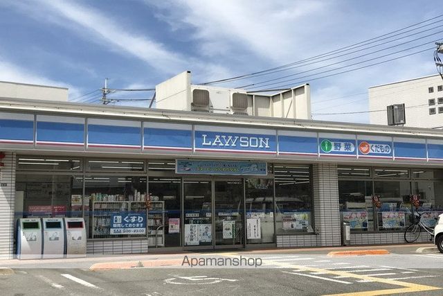 コンビニ　ローソン（コンビニ）まで588m