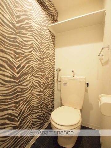 地下鉄東西線 菊水駅 徒歩2分 5階建 築12年のトイレ写真
