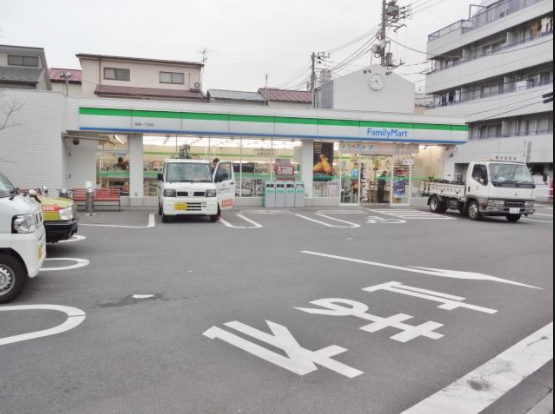 コンビニ　ファミリーマート 品川平塚一丁目店（コンビニ）まで471m