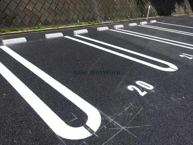 駐車場　駐車場