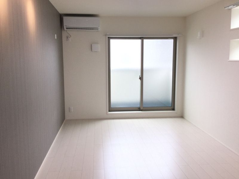 フジパレス住吉沢之町III番館の居間写真