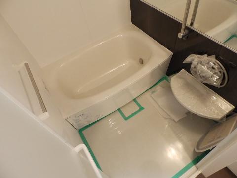 バス・シャワールーム　バス