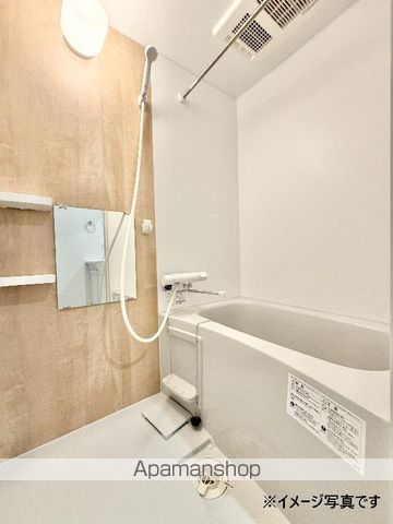 地下鉄桜通線 鶴里駅 徒歩10分 3階建 新築の風呂写真