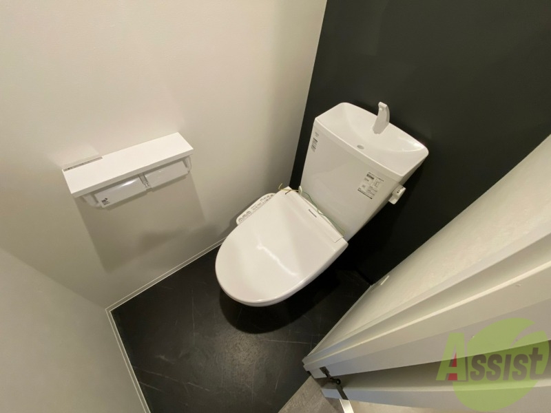トイレ　トイレです。ウォシュレット付を探している方、おすすめです。