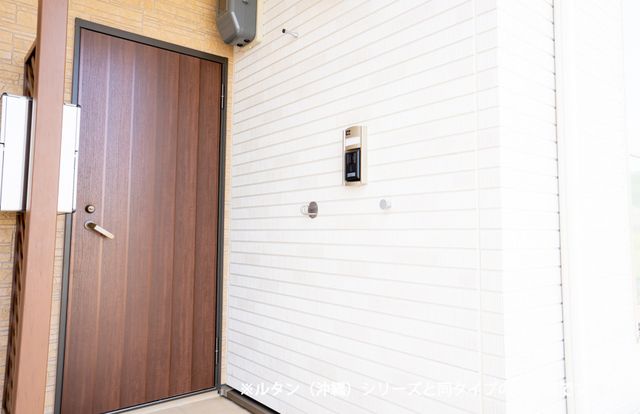 玄関　※別物件のイメージ写真となります。現状優先。
