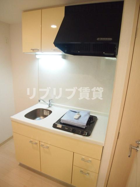 ＪＲ総武線 千葉駅 徒歩5分 14階建 築20年のキッチン写真