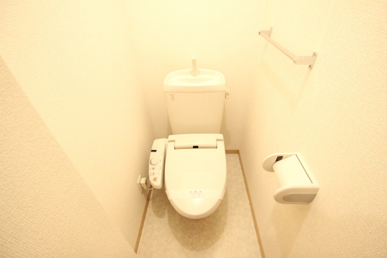 トイレ　※別部屋の写真です