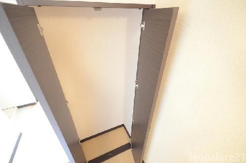 【糟屋郡粕屋町駕与丁のアパートの収納】