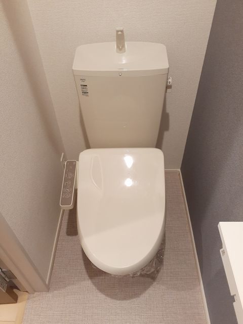 【ルミネエトワールIのトイレ】