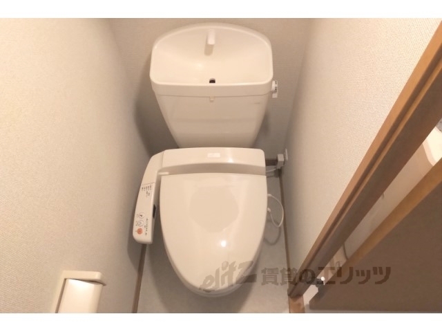 【生駒市中菜畑のアパートのトイレ】