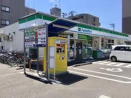 コンビニ　ファミリーマート泉中央駅前店（コンビニ）まで335m
