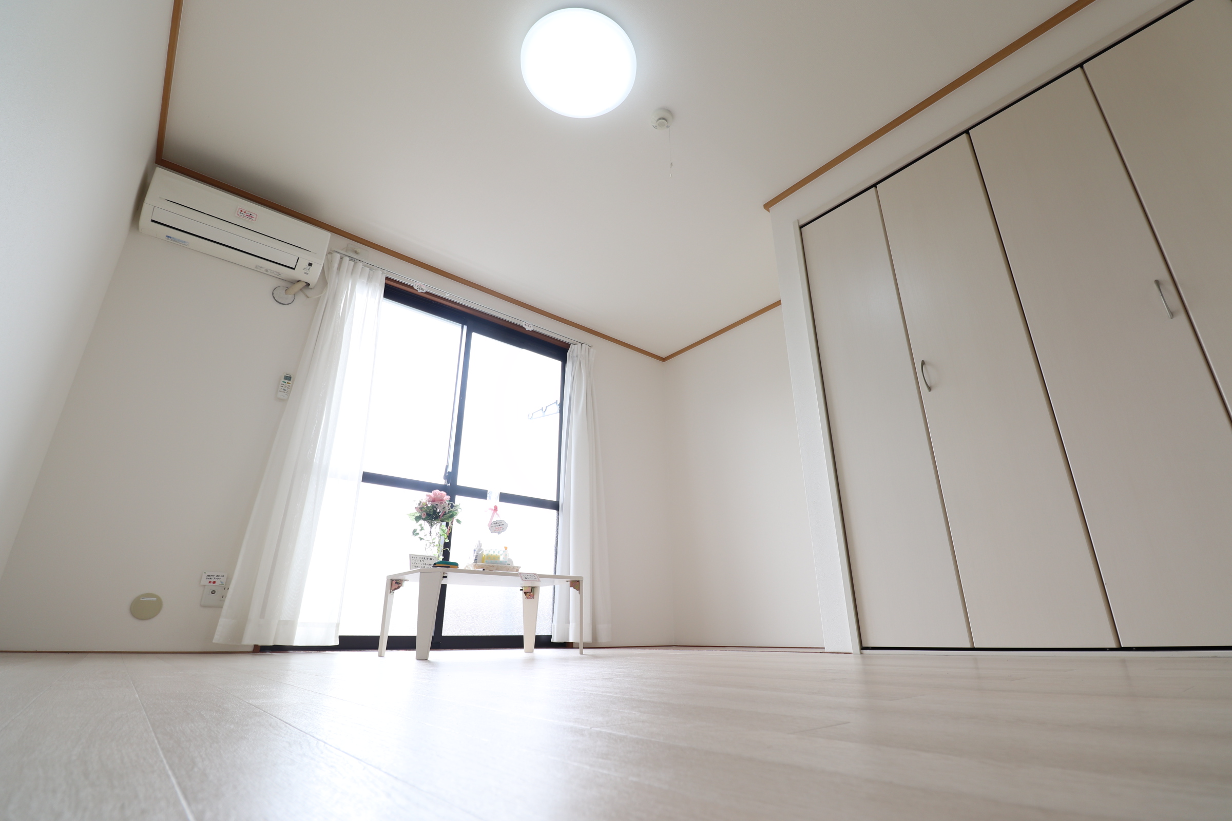 居室・リビング　洋室です☆