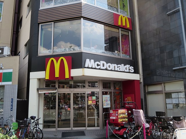 飲食店　マクドナルド三ノ輪店（飲食店）まで392m