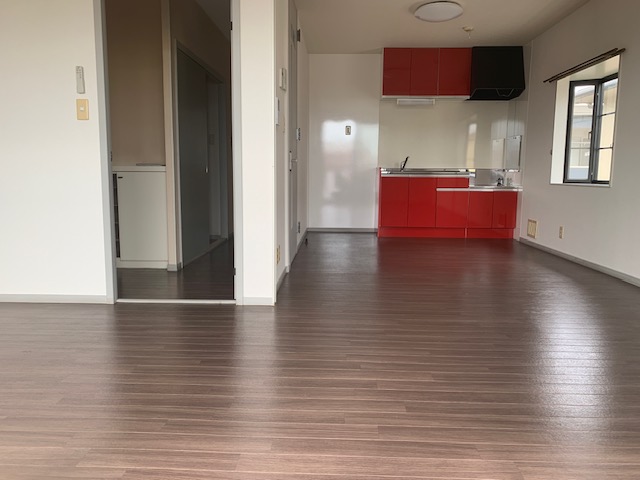 居室・リビング　南向きの明るいリビング