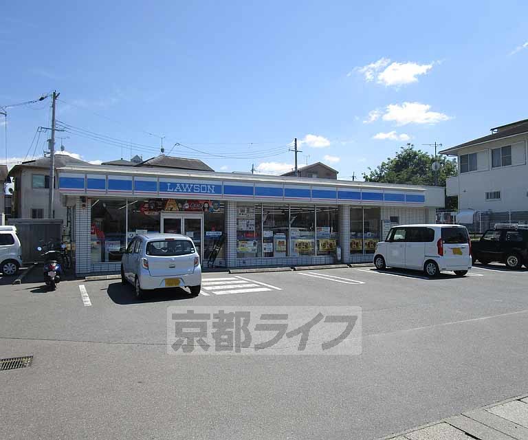 【亀岡市千代川町小川のアパートのコンビニ】