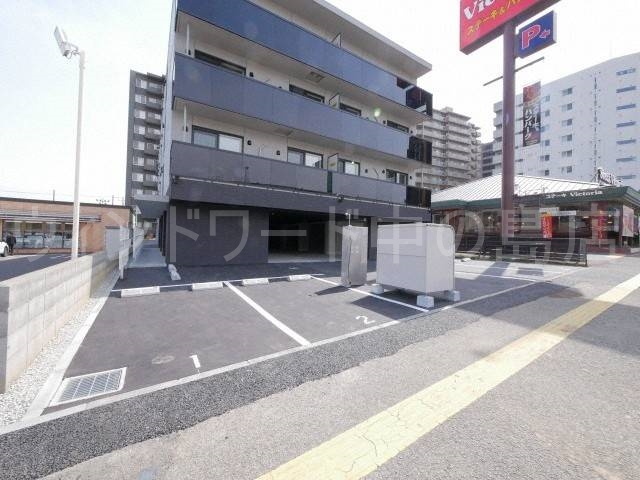 【札幌市豊平区月寒中央通のマンションの駐車場】