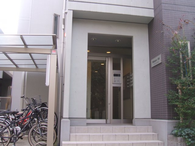 【Maison SKのエントランス】