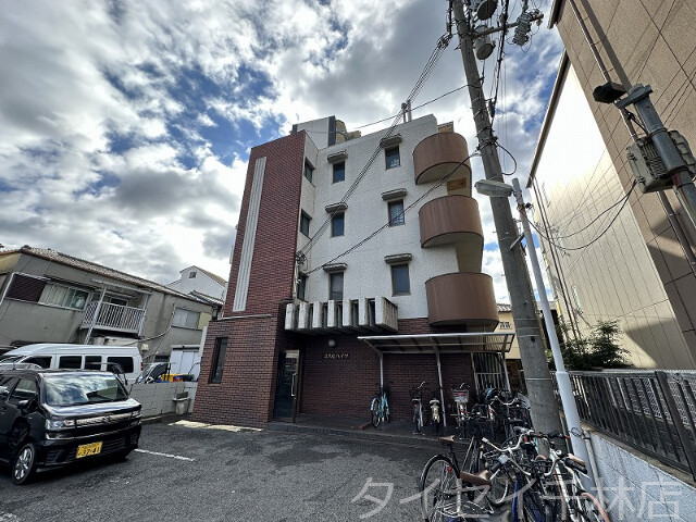 大阪市旭区大宮のマンションの建物外観