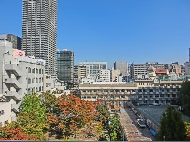 【中央区日本橋蛎殻町のマンションの眺望】