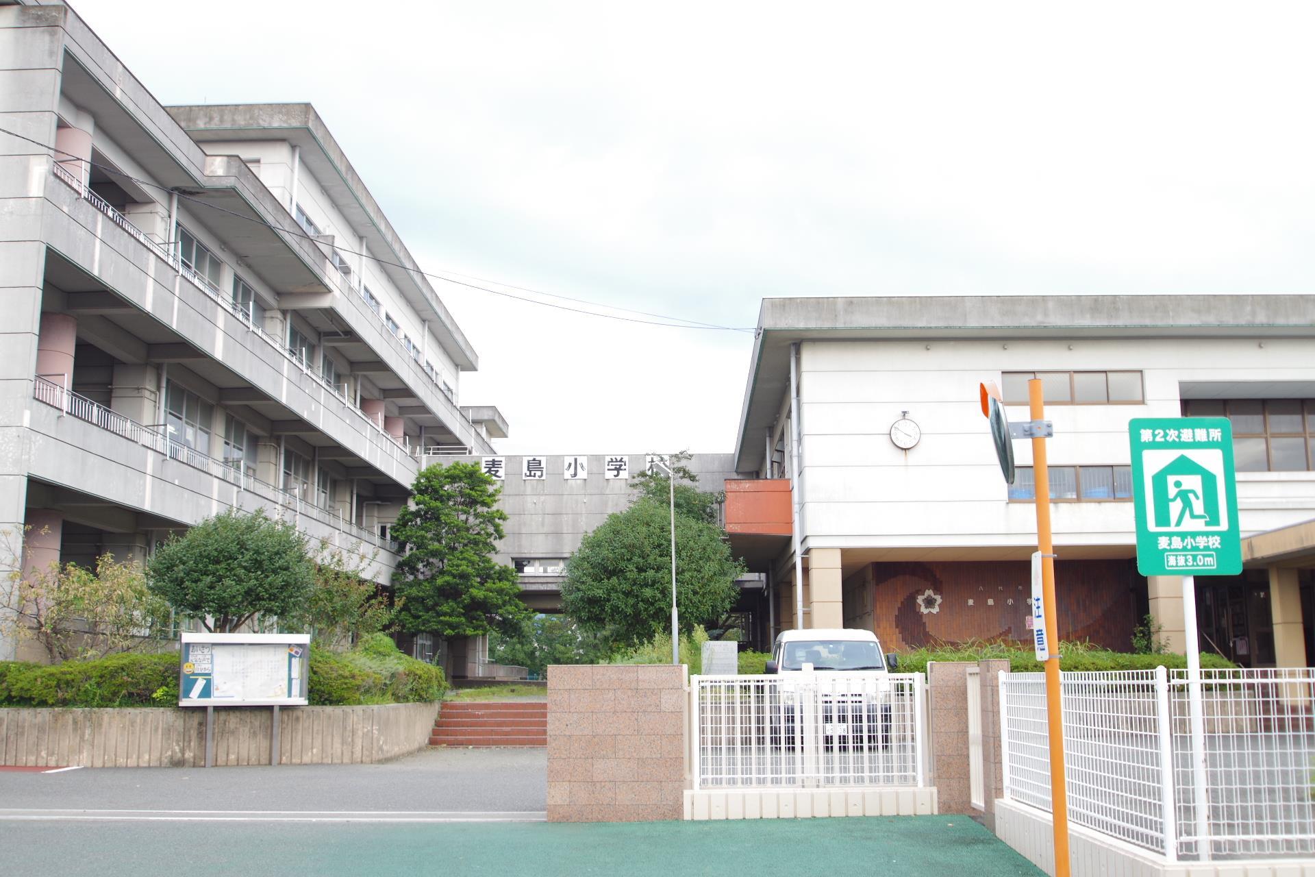 【クロノス１１八代古城の小学校】