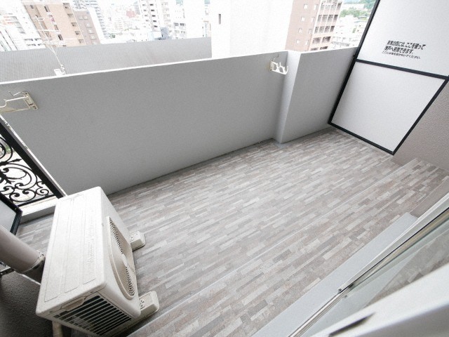 バルコニー　バルコニーがあります