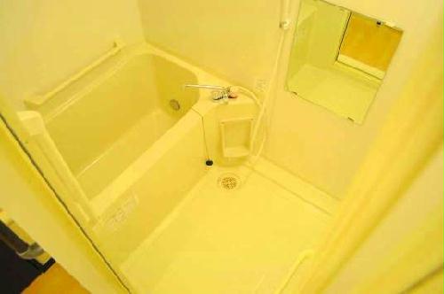 バス・シャワールーム　浴室乾燥機付き