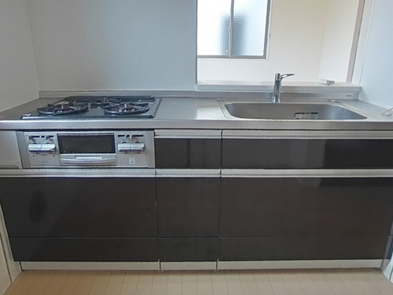 キッチン　※別部屋の写真です