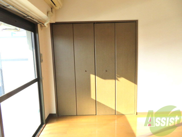 収納　クローゼットがありました。お洋服や荷物はここへ。