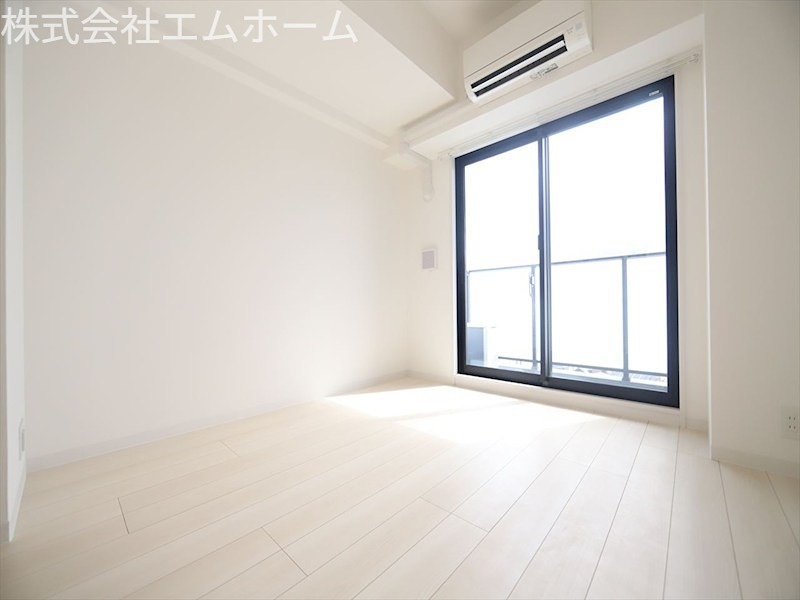 居室・リビング　洋室6.2帖　エアコン完備