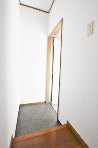 玄関　別号室の画像です。ご参考下さい