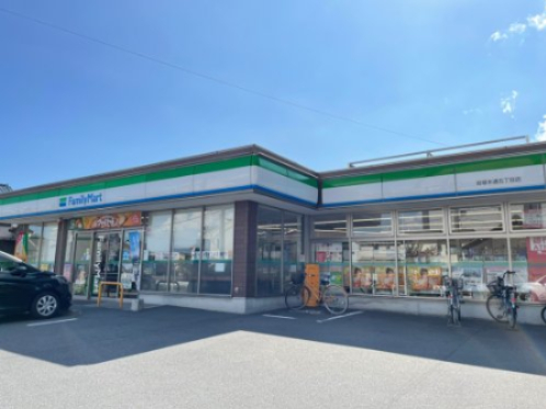 コンビニ　ファミリーマート 岩塚本通五丁目店（コンビニ）まで454m