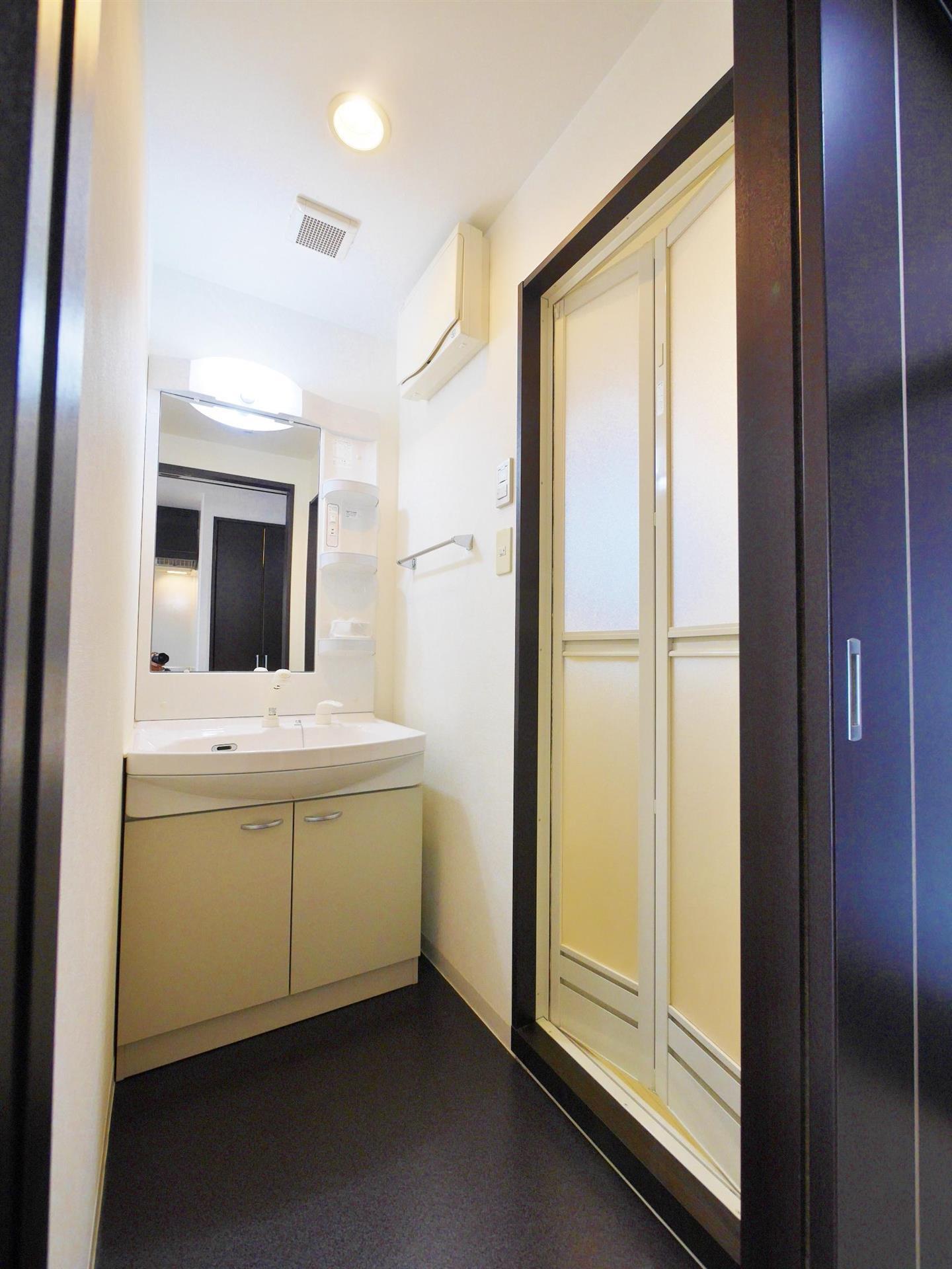 洗面設備　※同仕様写真※