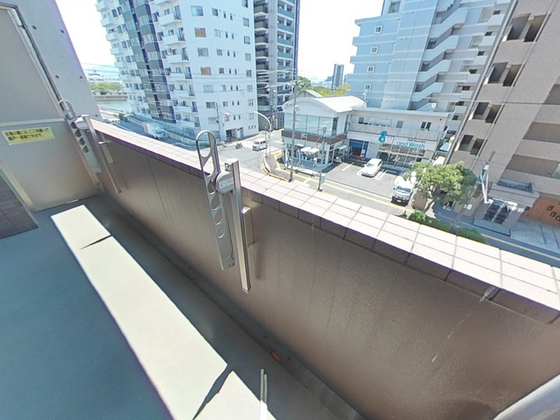 バルコニー　※別部屋の写真です