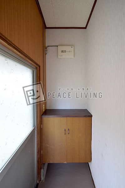 玄関　ハイツ勝瑞