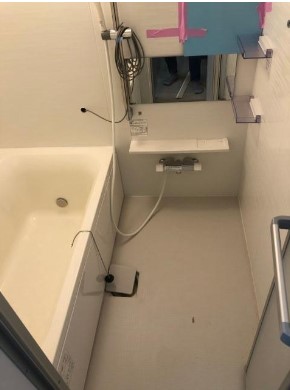 バス・シャワールーム　バス