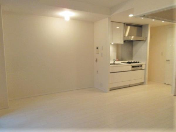 居室・リビング　（参考：３１６号室）