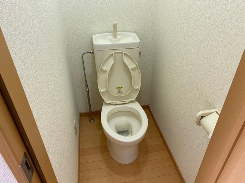 トイレ　別部屋参考写真