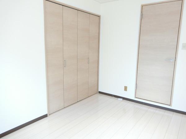 居室・リビング　日当たり良好♪