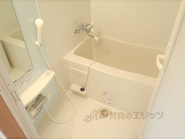 バス・シャワールーム　お風呂です