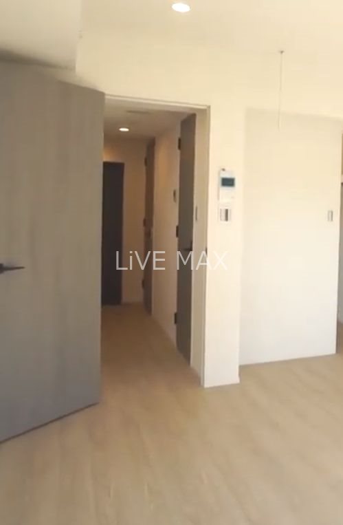 居室・リビング　別号室参考写真