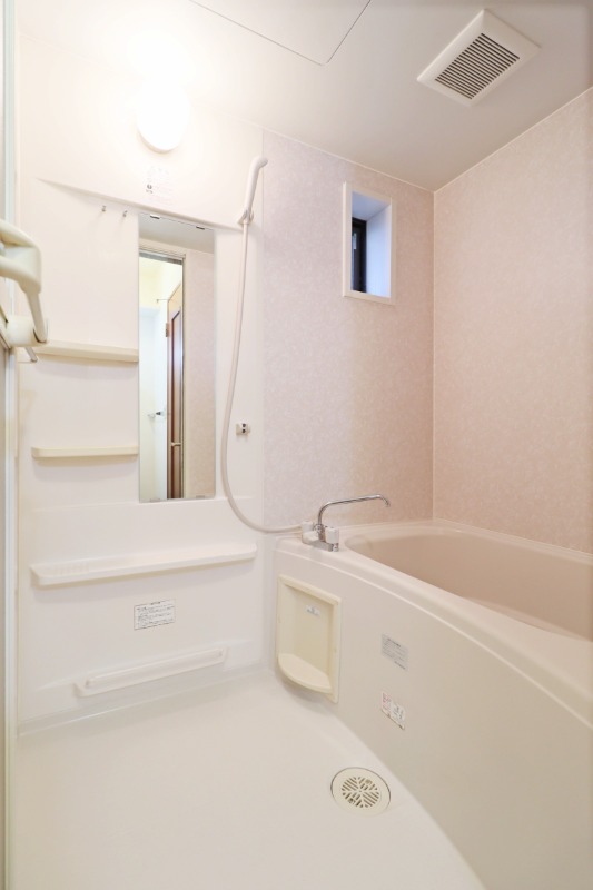 バス・シャワールーム　図面と現状に相違がある場合には現状を優先