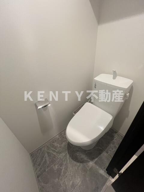 トイレ　落ち着いたトイレです