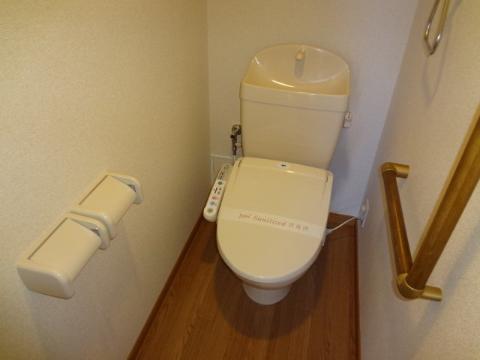 トイレ　シャワー付トイレ