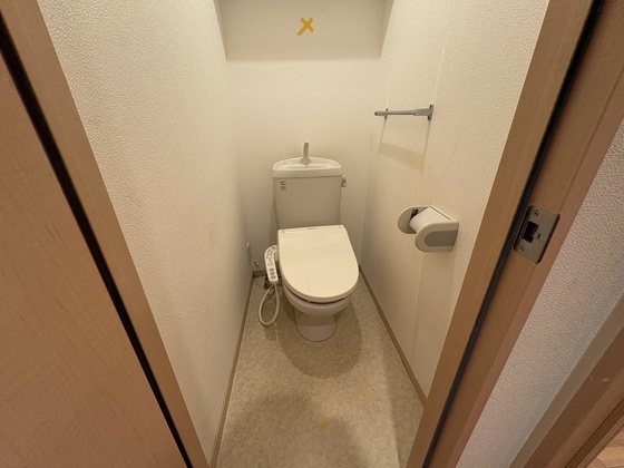 トイレ　※別部屋の写真です