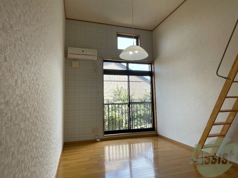 居室・リビング　１Ｋなので寝室とリビングは同室になります。