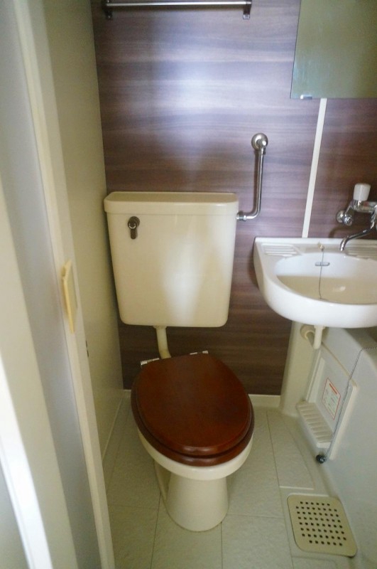 トイレ　トイレ