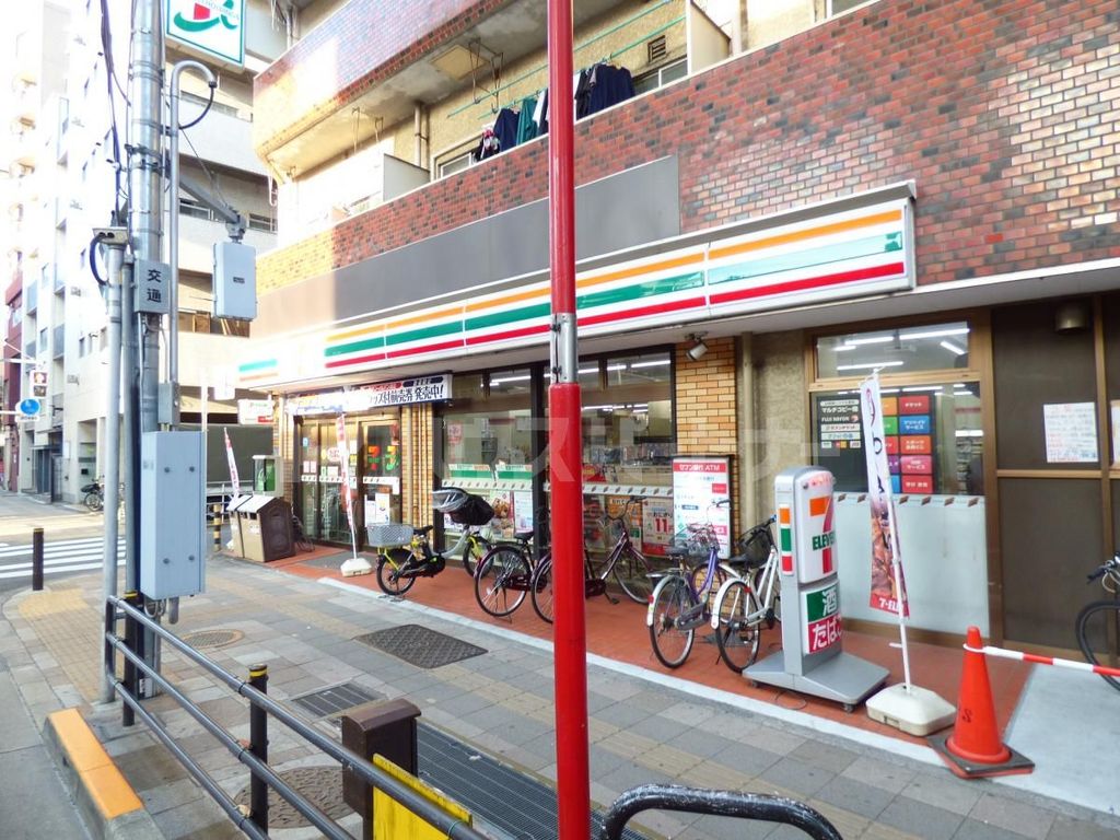 コンビニ　セブンイレブン　荒川東尾久店（コンビニ）まで160m